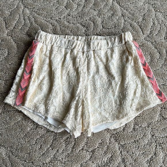 Lace Shorts with Pink Trim Size XS Women’s - Picture 1 of 3
